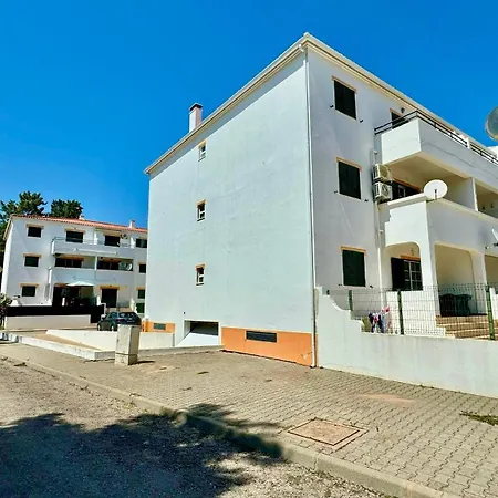 Altura Beach Apartment 아파트